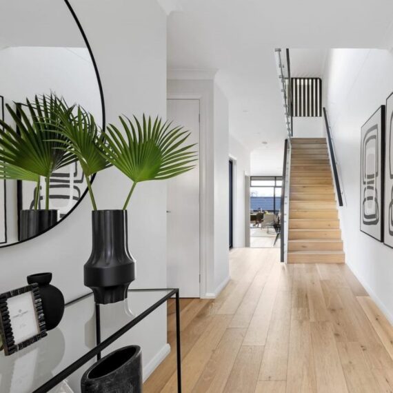 Memorable and Welcoming Entryway